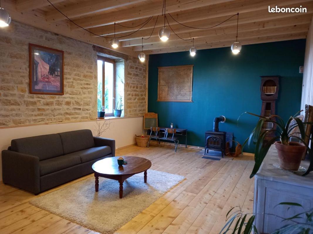 Appartement De Charme Dans Une Maison Isolee Presilly  Екстер'єр фото