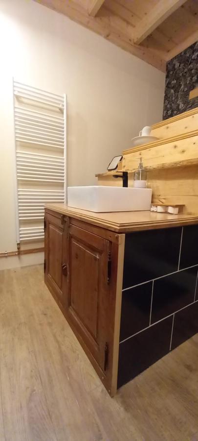 Appartement De Charme Dans Une Maison Isolee Presilly  Екстер'єр фото
