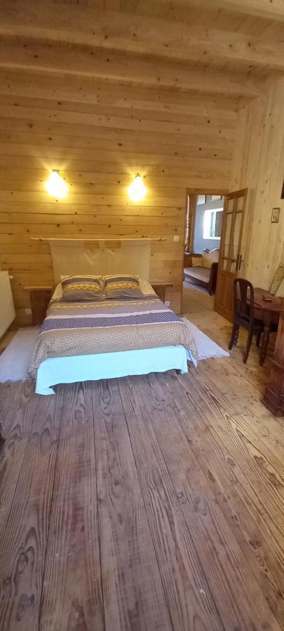 Appartement De Charme Dans Une Maison Isolee Presilly  Екстер'єр фото